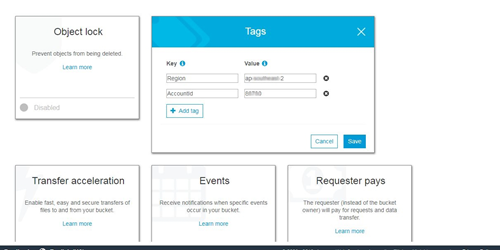 Capture d’écran des balises dans la console AWS.