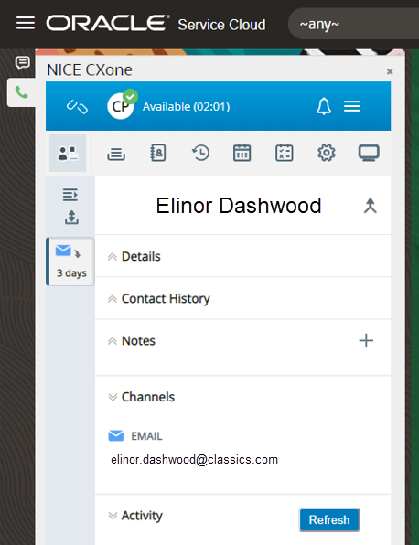CXone Agent Embedded apparaît à l’intérieur de Oracle lorsque vous cliquez sur l’icône du téléphone à gauche.