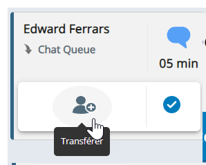 Un clavardage entrant. Le curseur survole l’icône Transférer : une personne avec un signe plus.