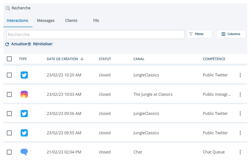 L’onglet Interactions de l’espace de recherche, avec une barre de recherche, des boutons pour filtrer et personnaliser et un tableau de résultats répertoriant les interactions.