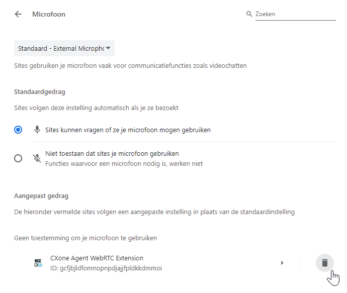 CXone Agent WebRTC Extension staat onder Geen toestemming om je microfoon te gebruiken. De cursor beweegt over het prullenbakpictogram Verwijderen.