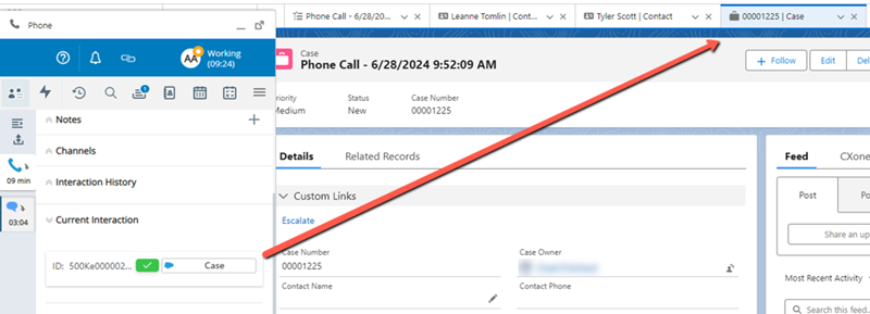 O registro do caso na seção Interação atual no Agent Embedded está aberto no Salesforce.