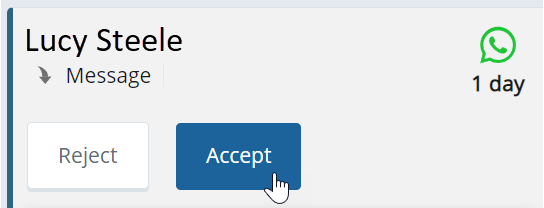 Uma mensagem de entrada do WhatsApp Agent Integrated, com o nome do contato, o ícone do WhatsApp, e os botões Rejeitar e Aceitar.