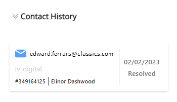 A seção Histórico de Contatos está expandida, mostrando uma interação de e-mail anterior, o agente que a atendeu, a data e o resultado.