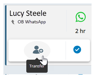 Uma mensagem ativa do WhatsApp em Agent. O cursor passa sobre o ícone Transferir, uma pessoa com um sinal de mais.