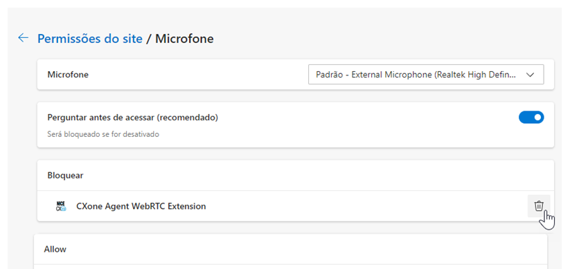 O CXone Agent WebRTC Extension está listado em Bloquear. O cursor passa pelo ícone Remover de uma lixeira.