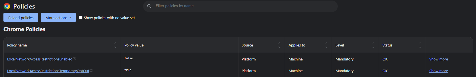 Chrome 策略页面显示两个条目：一个策略设置为 false，另一个策略设置为 true，两者都标记为强制性且确定。